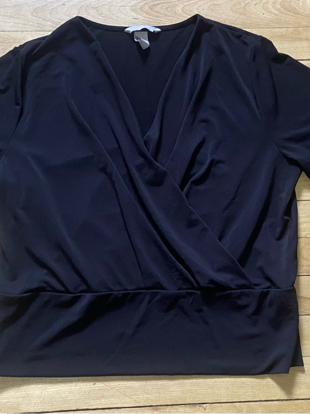 Womens Large H&M Vneck Long Sleeve Lowcut Black Business Formal Wrap Shirt 